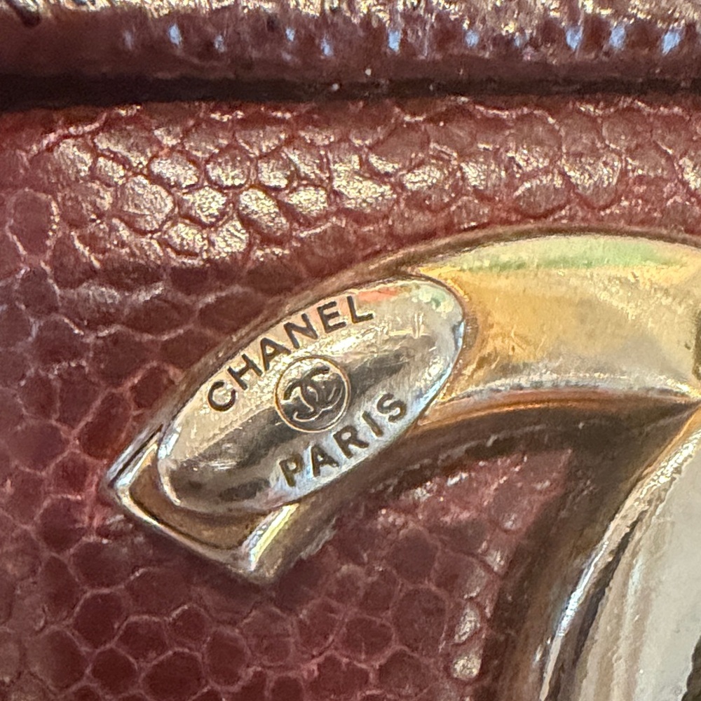 CHANEL
Burgundy Quilted Glazed Caviar Leather Large Shiva Flap Shoulder Bag - Picture 10 of 17